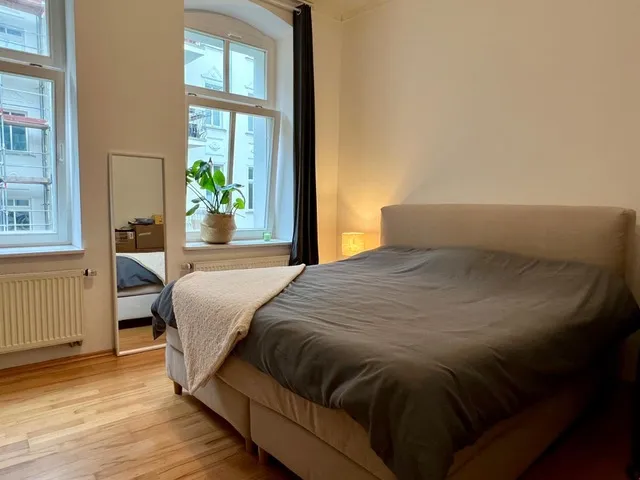 Zentrale, ruhige 3-Zimmer-Wohnung mit Balkon und Garten — photo 1